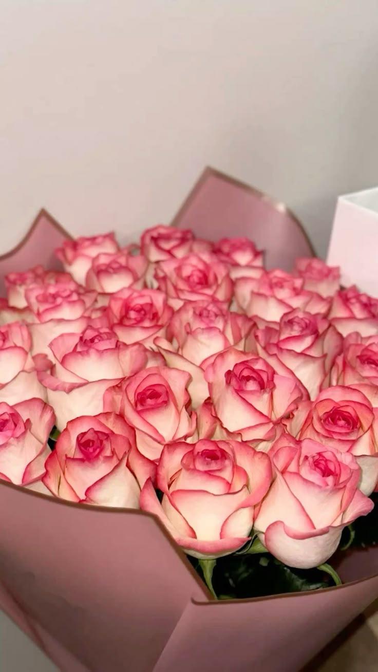 BreezeSignalOrchard workshop space where corporate flower arrangements are designed and prepared for business delivery